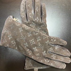 Vintage Louis Vuitton Gloves for Women Suede Leather Brown Medium